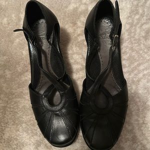 Dansko size 36